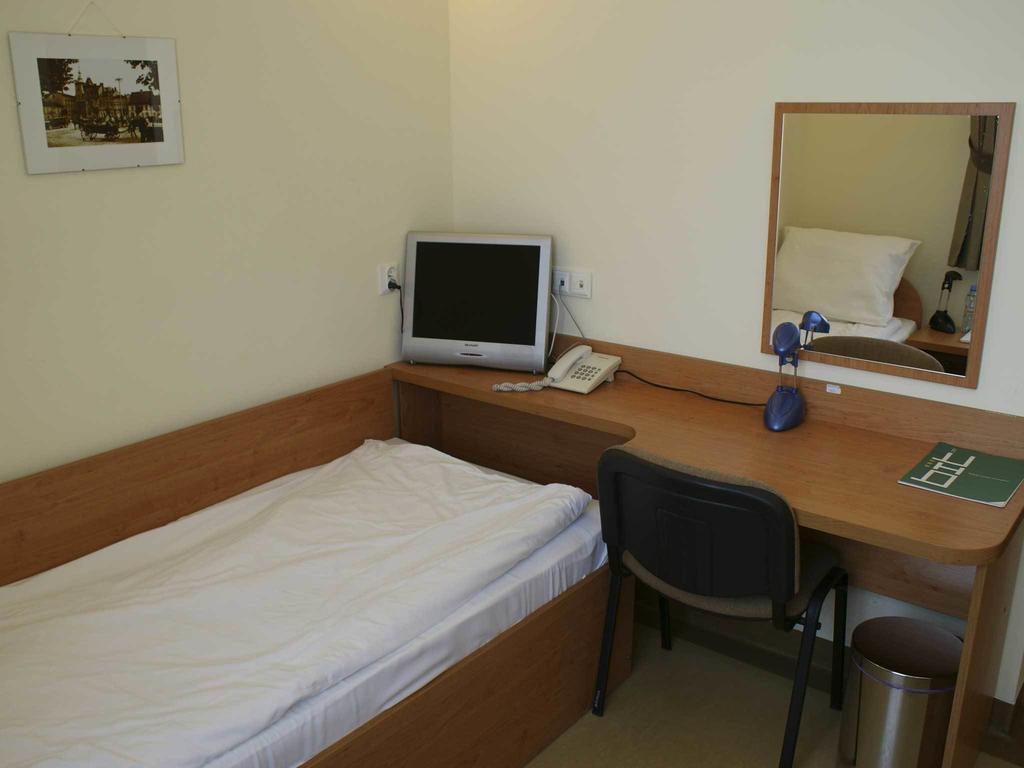 Bit Hotel Bielsko-Biala Room photo